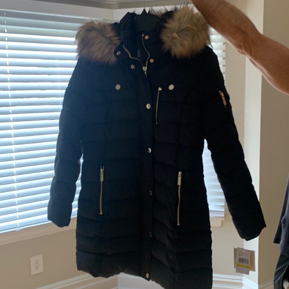Jackets & Blazers - Michael Kors puffer jacket in black with removable hood, and for a collar.